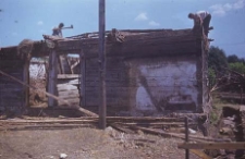 Rozbi&oacute;rka czterodziałowego chlewa zrębowego z Radunia