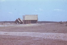 Budowa stodoły szkieletowej przeniesionej ze Skorzewa