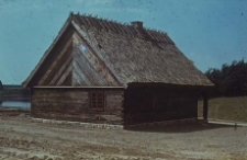 Chałupa konstrukcji zrębowej przeniesiona z Piechowic