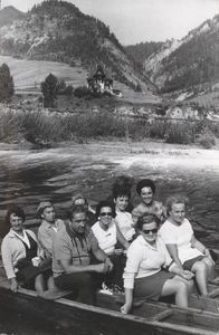 [Maria Zaborowska na spływie kajakowym]