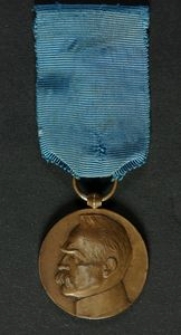 Medal Dziesięciolecia Odzyskanej Niepodległości + [pismo]