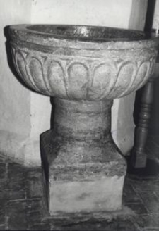 Chrzcielnica - Łącko