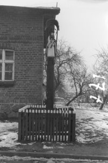 Świątek na słupie - Klukowa Huta [1]