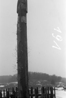 Świątek na słupie - Stężyca [3]