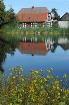 Budynek mieszkalny wraz z zabudowaniami gospodarczymi w Bruskowie Wielkim (5)