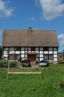 Budynek mieszkalny w Bruskowie Wielkim (4)