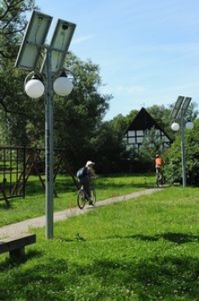 Budynek mieszkalny w tle w Swołowie