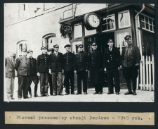 Pierwsi pracownicy stacji Darłowo -1945 rok