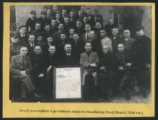 Zespół pracowników 5-go Oddziału Ruchowo- Handlowego Stacji Słupsk (1946 rok)