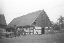 Chlew szkieletowo-szachulcowy z lukiem do podawania siana - Staniszewo