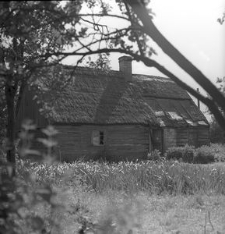 Budynek mieszkalny o konstrukcji zrębowej z wnęką podcieniową - Chrztowo
