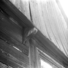 Budynek o konstrukcji zrębowej z wnęką - Chrztowo