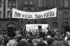 Solidarność 1989 wybory parlamentarne [wiec przedwyborczy przed słupskim ratuszem 5]
