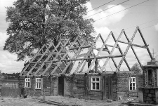 Dworek konstrukcji zrębowej - Trzebuń (XIX w.)