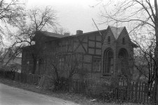 Budynek mieszkalny - Cieszenie