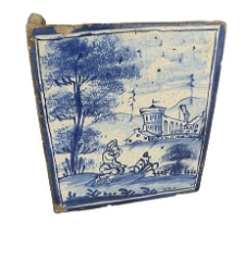 Kafel piecowy z pejzażem i klęczącą postacią (narożny)