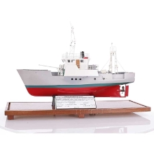 Model trawlera rybackiego B 410