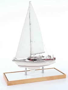 Model jachtu Reja 900 "Scrpio"