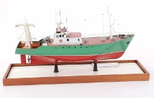 Model trawlera rufowego B-272