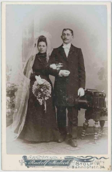 Zdjęcie małżeństwa - zdjęcie ślubne, portret całopostaciowy