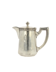 Dzbanek ze słupskiej winiarni ratuszowej (Rats-Weinhandlung, Stolp)