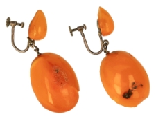 Amber earrings 1