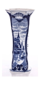 Wazon czworokątny z zestawu z Delft