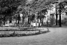 Square in Henryk Sienkiewicz Avenue