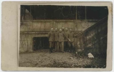 Photo postcard, group of soldiers