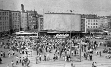 Poch&oacute;d 1-majowy