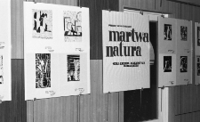 Wystawa prac wyr&oacute;żnionych w szkolnym konkursie plastycznym pt. "Martwa natura"