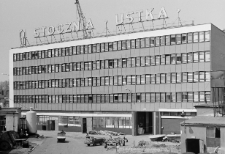 Stocznia Ustka - prace stoczniowc&oacute;w