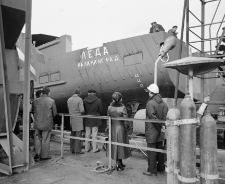 Trawler rybacki B 275-LEDA - wodowanie