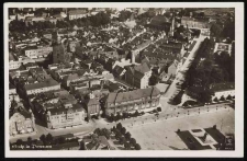 Panorama Stolpu: Nowa Brama, pomnik Wilhelma, ogr&oacute;d r&oacute;żany, zamek, spichlerze na prawym brzegu