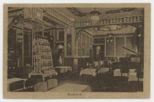 Poczt&oacute;wka czarno-biała przedstawiająca wnętrze restauracji&bdquo;Reichsadler" w Sopocie