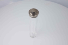 Dziesięciokątny pojemnik z monogramem MG