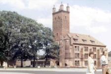 Bibiloteka w Słupsku, wodok od ulicy Grodzkiej