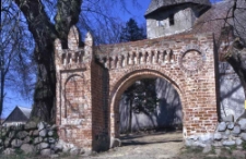 Łącko, brama gotycka